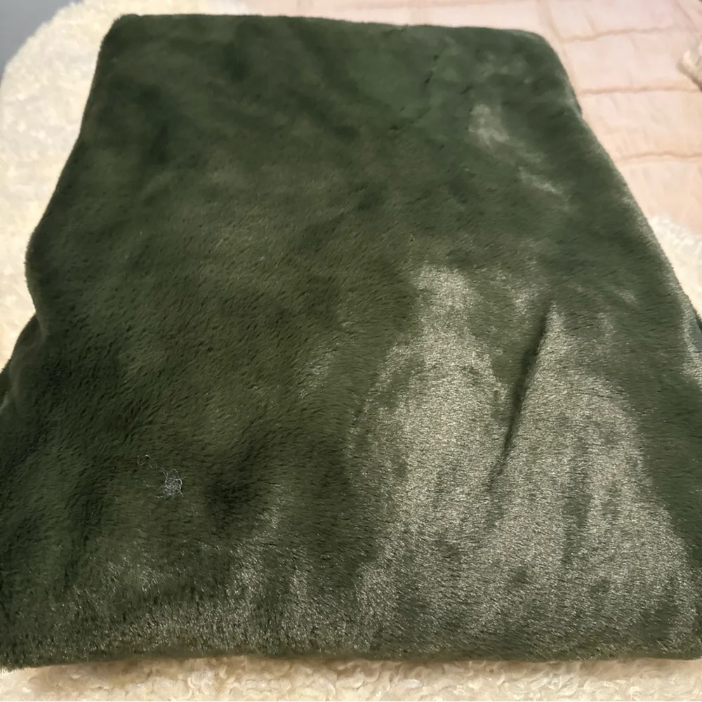 West Elm Dark green Throw Blanket